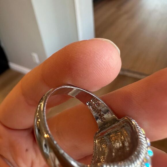 Rhinestone silver tone sparkly glamorous ring by Lia Sophia bling - Picture 4 of 5